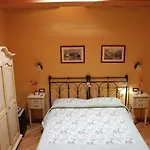 بيت ضيافة Il Timone Lerta مونتيروسّو ال ماري